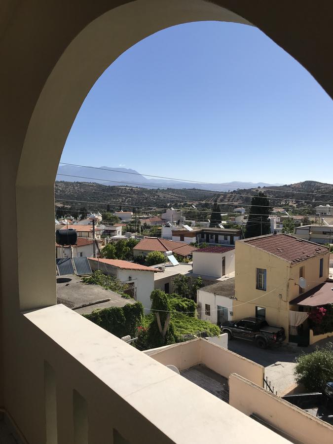 Guest house Nikos Pitsidia