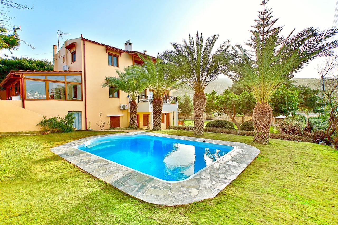 Karteros Villa