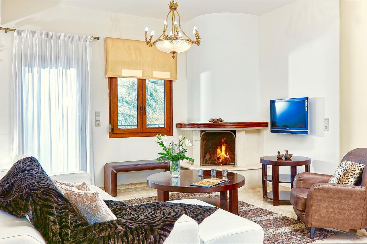 Karteros Villa