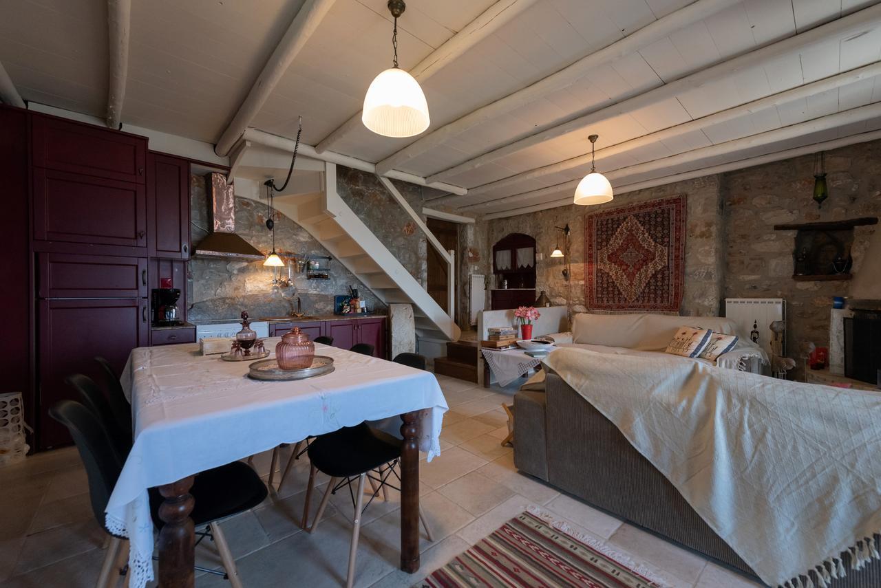 Luxury Stonehouse Verga Holiday home *