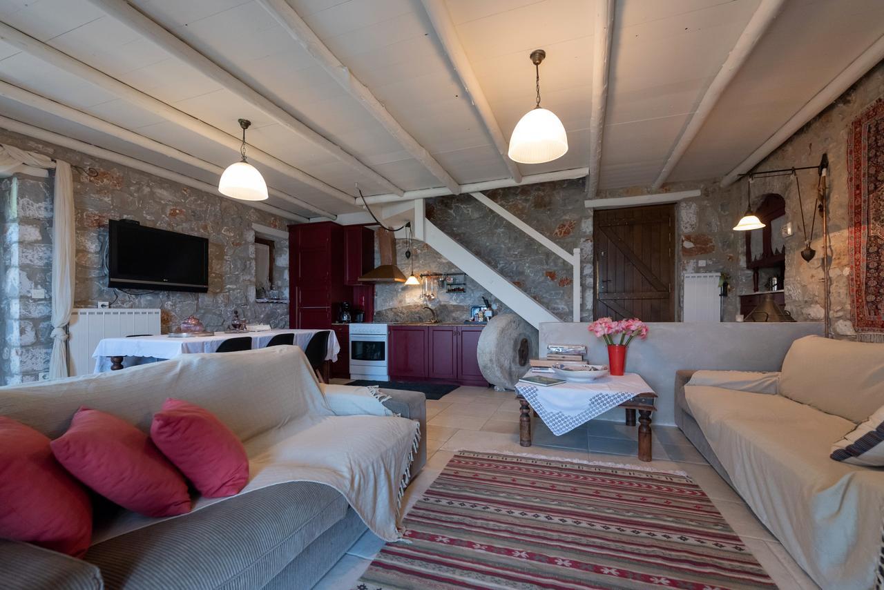 Luxury Stonehouse Verga Holiday home Kalamata