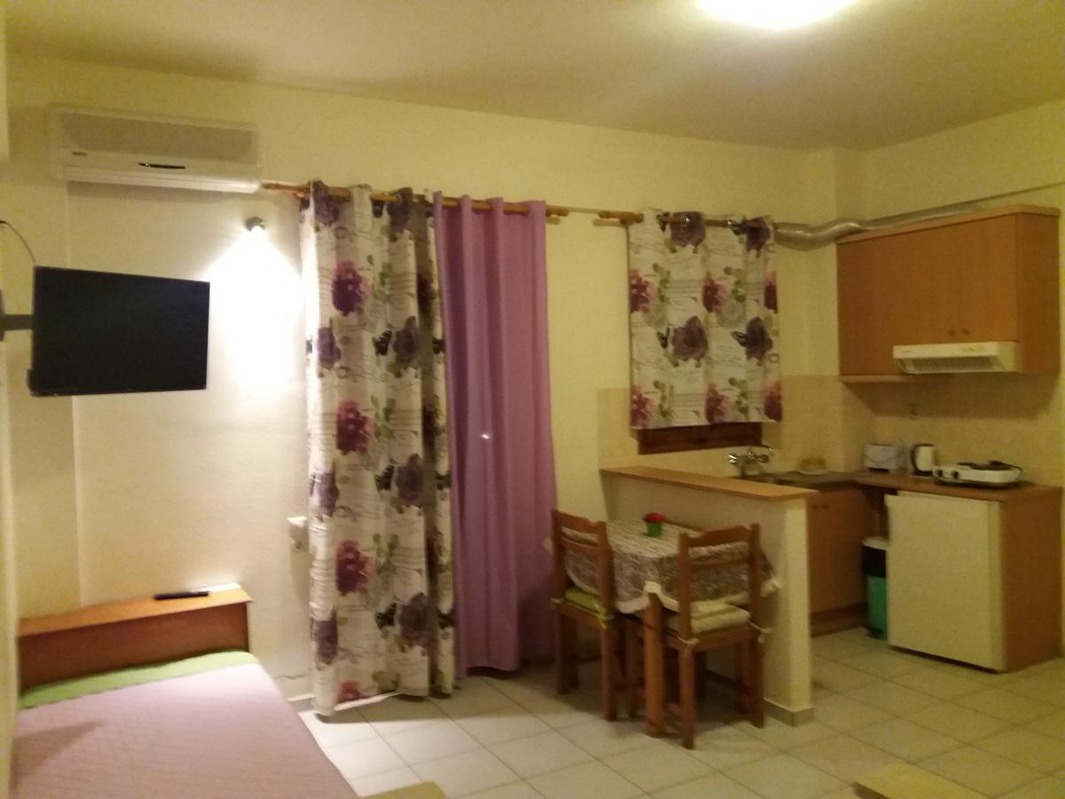 Lia Sofia Apartment Stalida