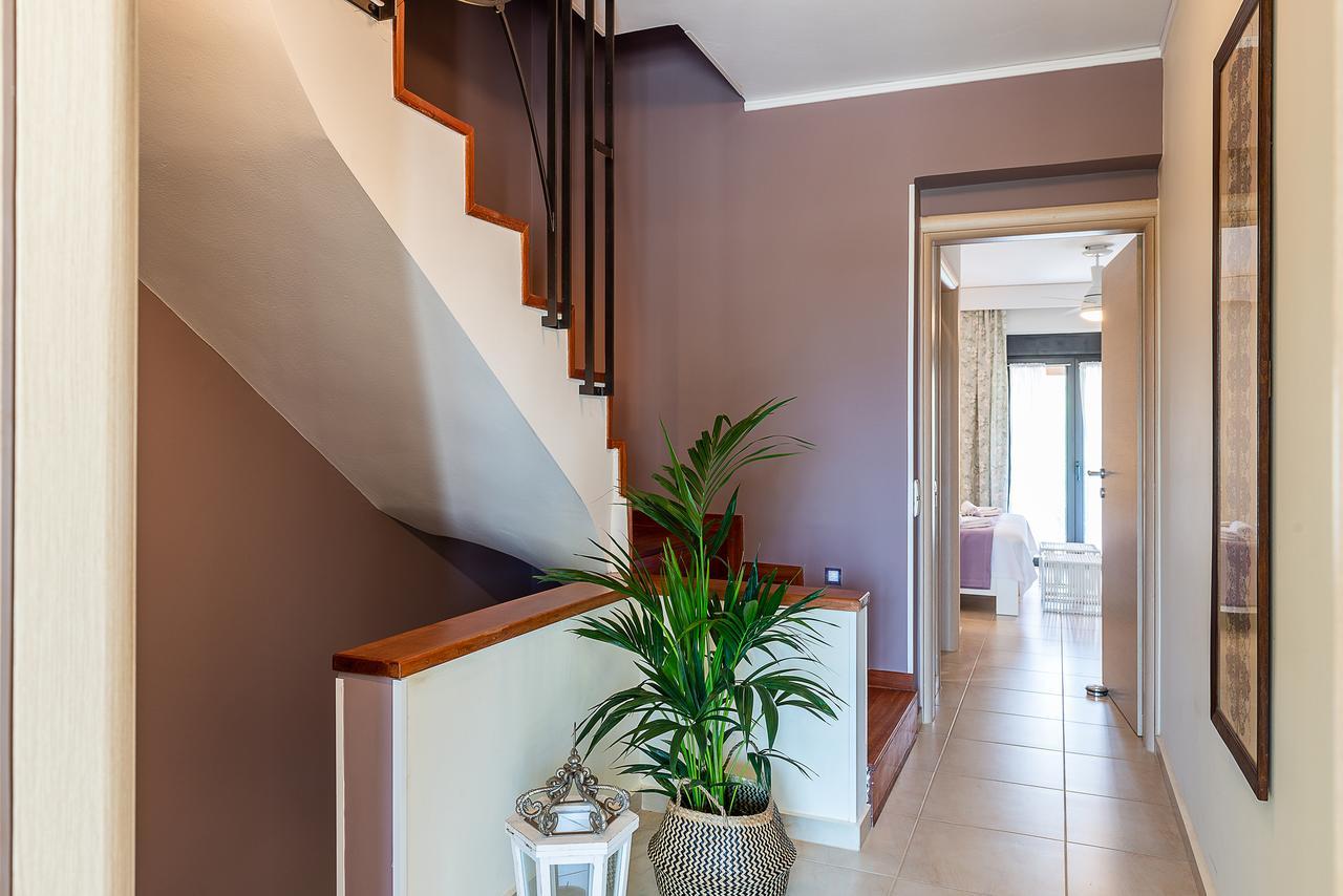 Ismini Villa *