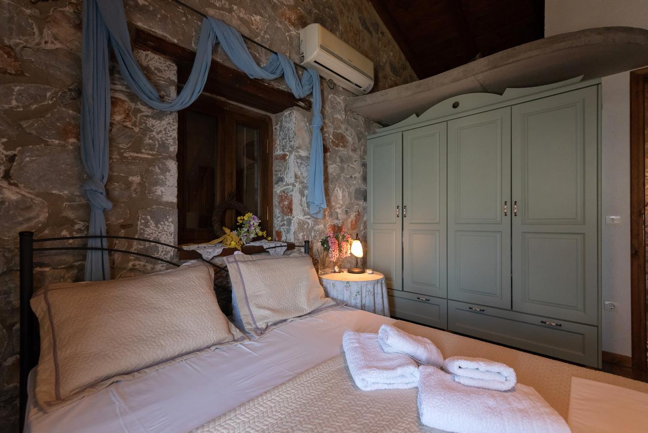 Luxury Stonehouse Verga Holiday home