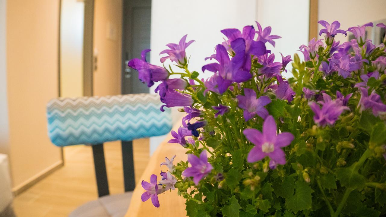 Costa Domus Blue Luxury