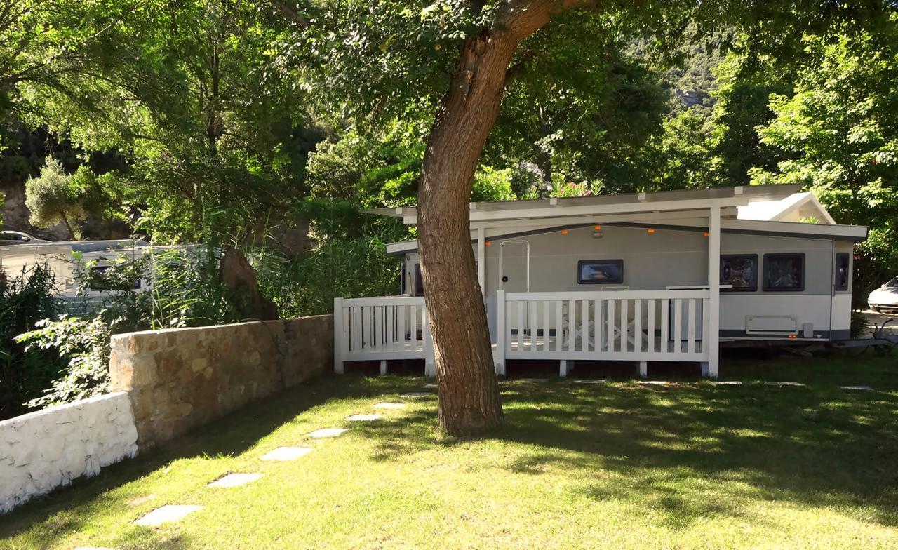 Akti Oneirou Camping And Bungalows