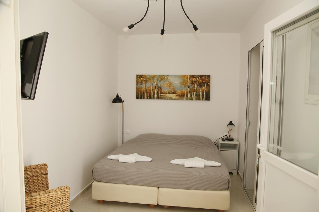 Gelos House Aparthotel