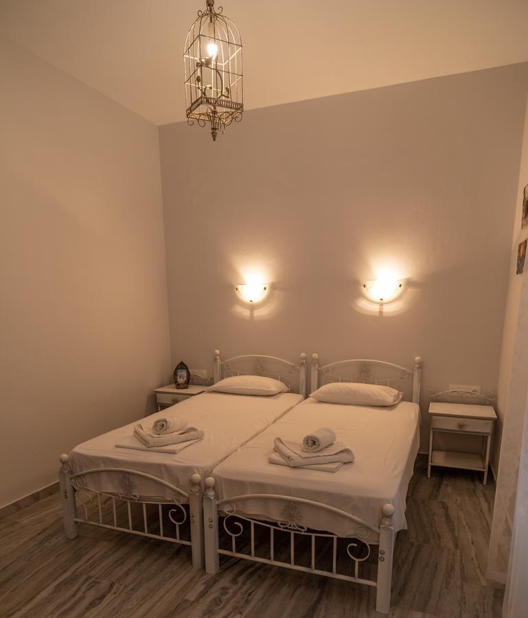 Manthos Place Aparthotel *