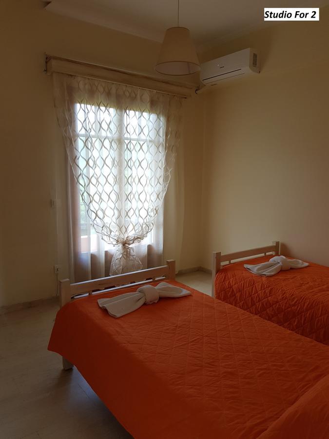 Varvara & Ii Aparthotel