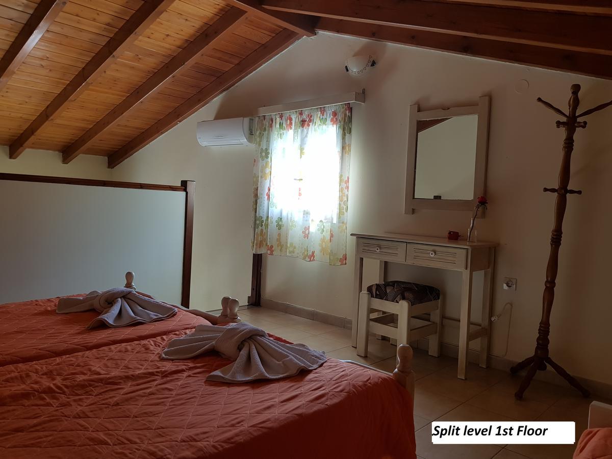 Varvara & Ii Aparthotel Peroulades (Corfu)