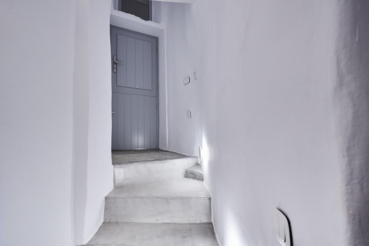 Hotel Living Theros Luxury