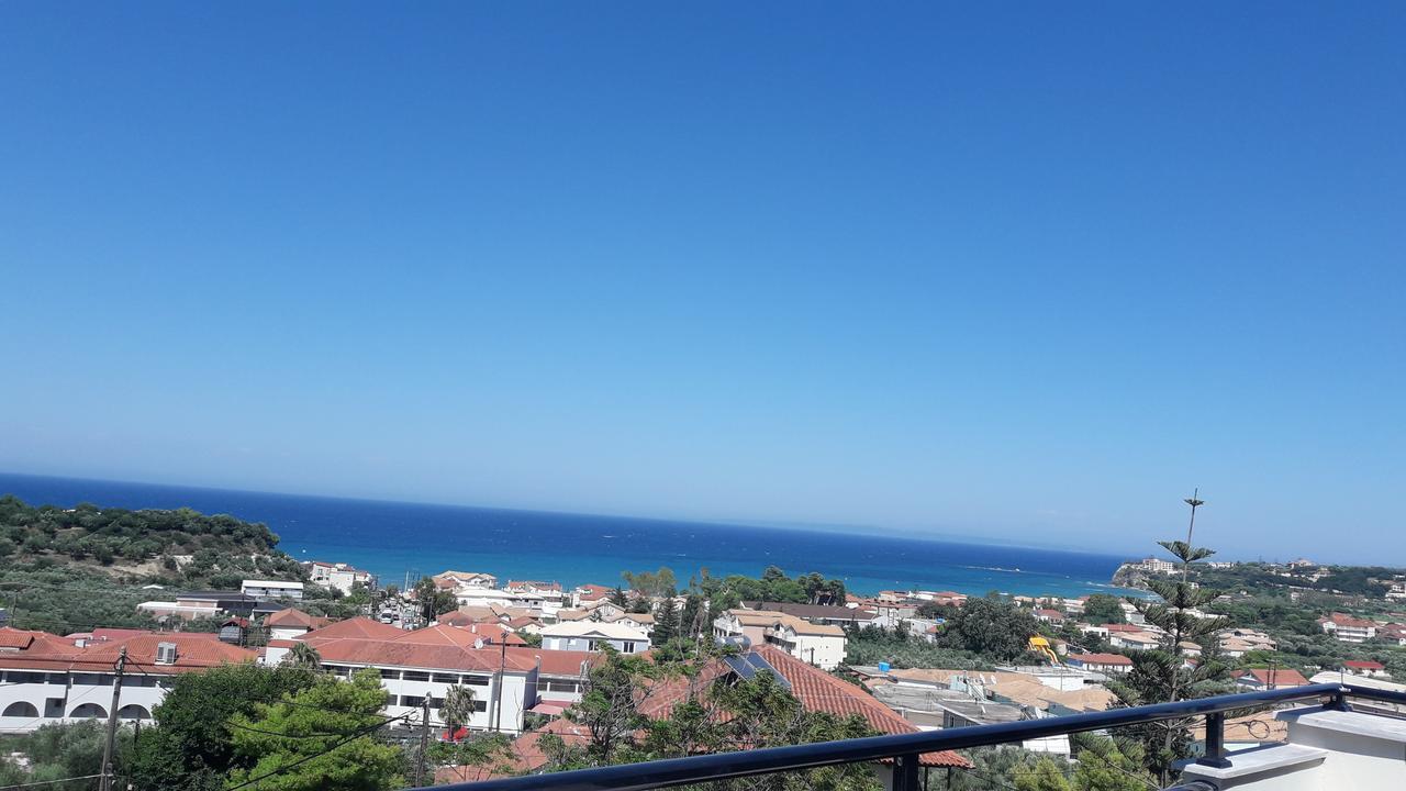 Yiannis Apartment *
