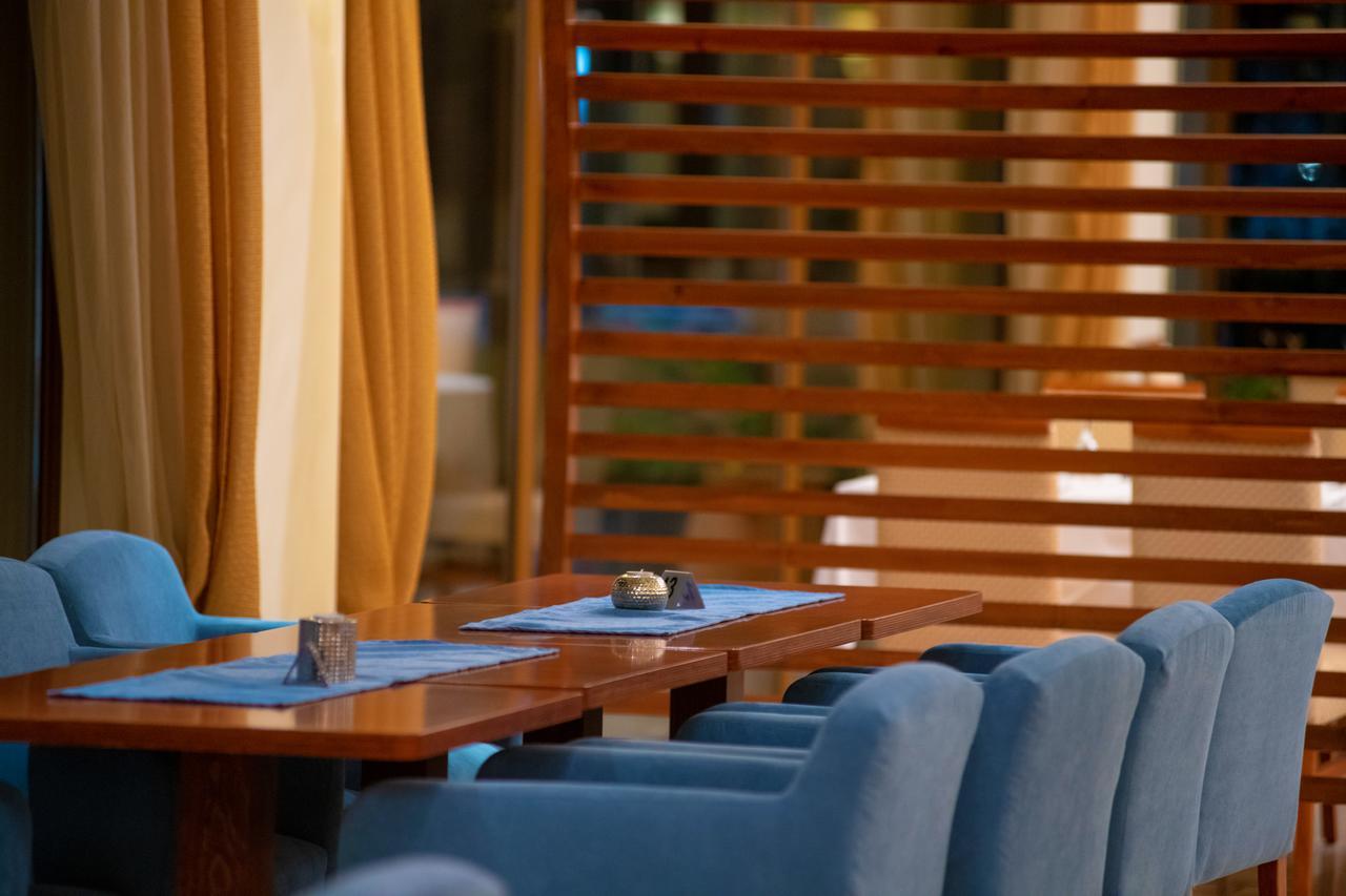 Nefeli Hotel 4*