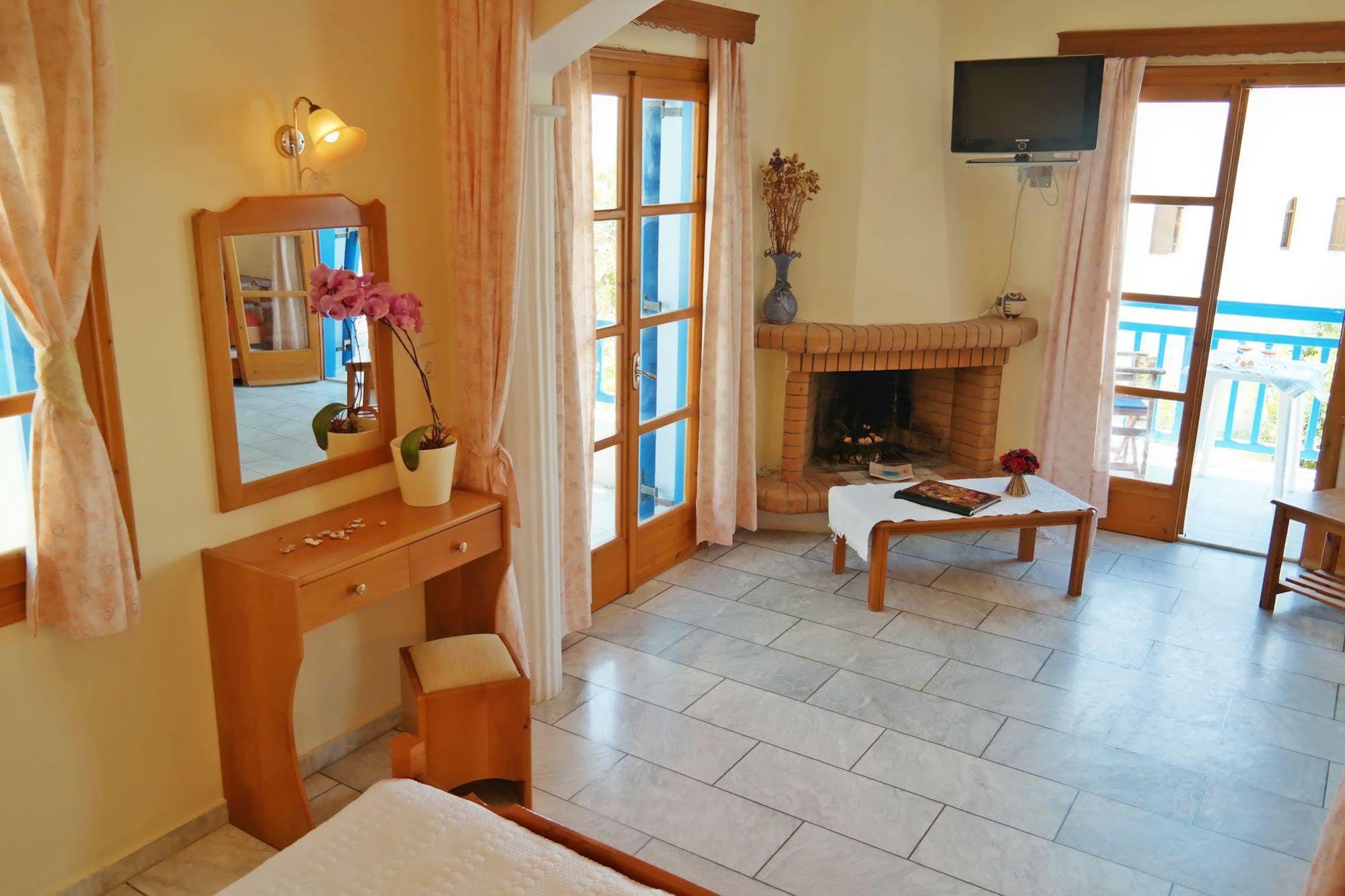 Karabatsis Guest house