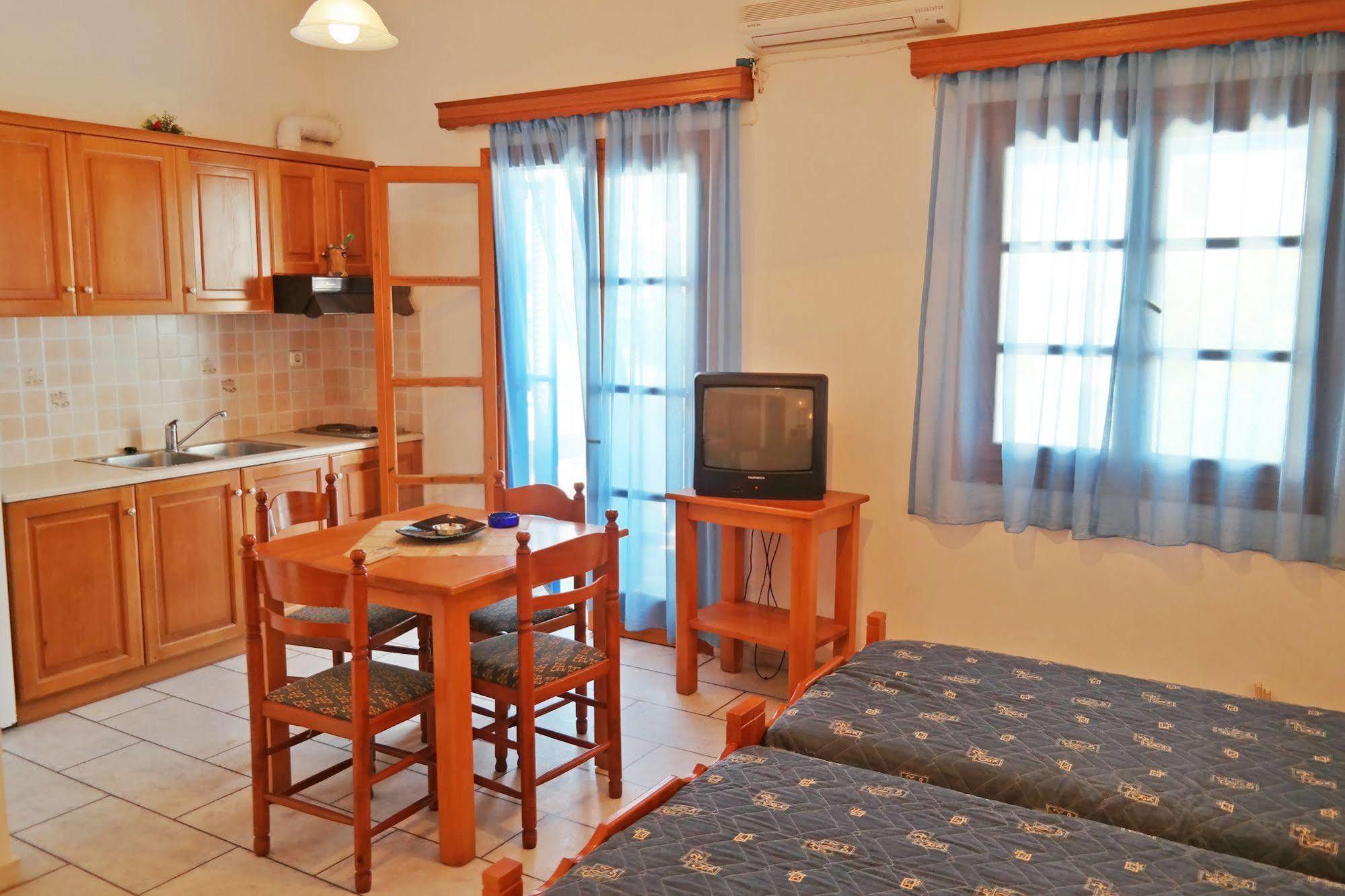 Guest house Karabatsis