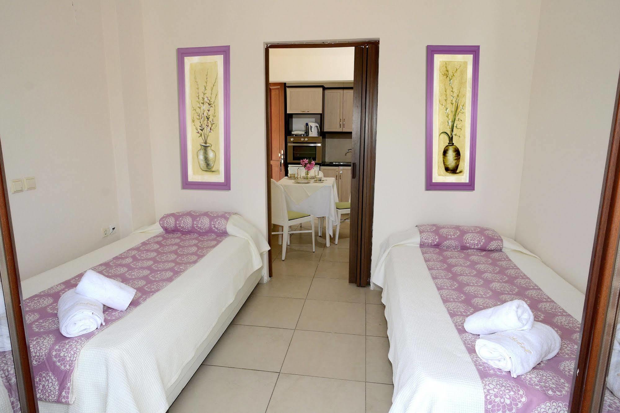 Hotel Clara