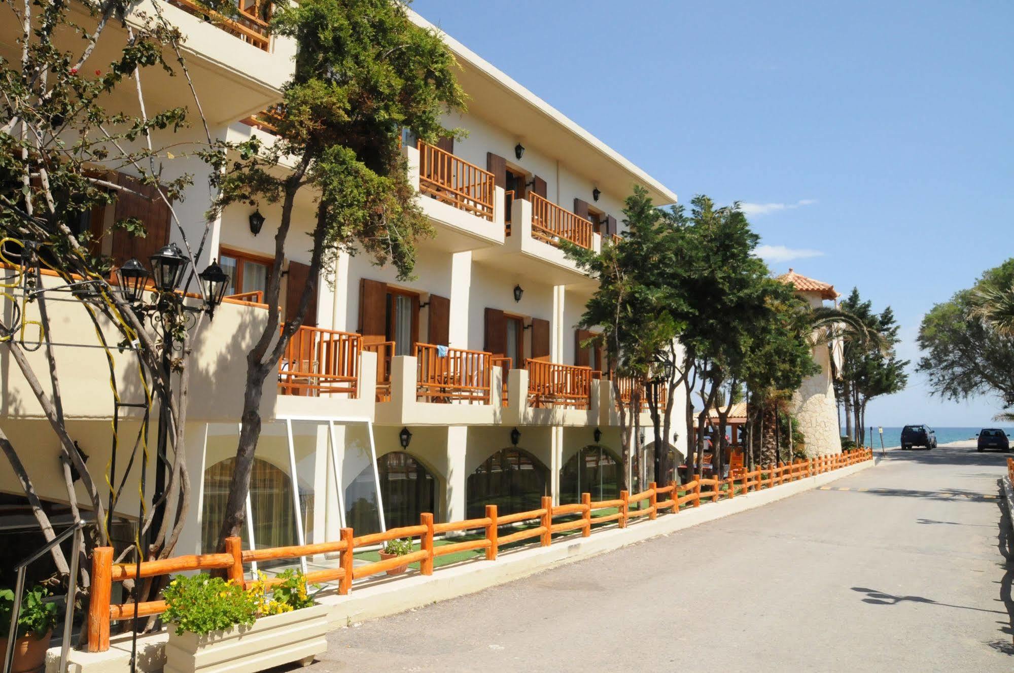 Apartment Bay