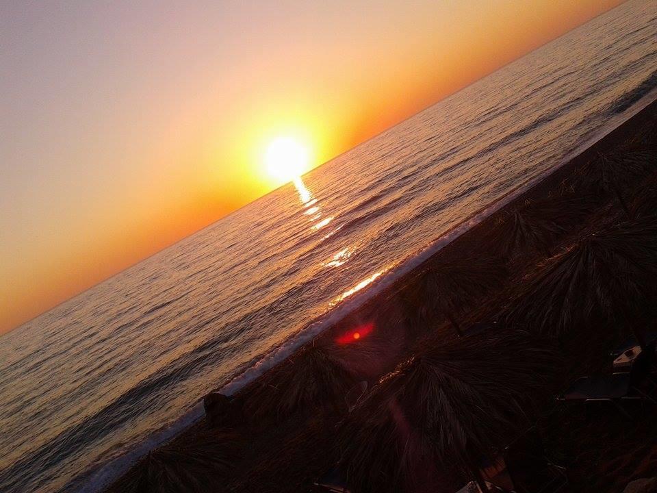 Hotel Akrogiali *