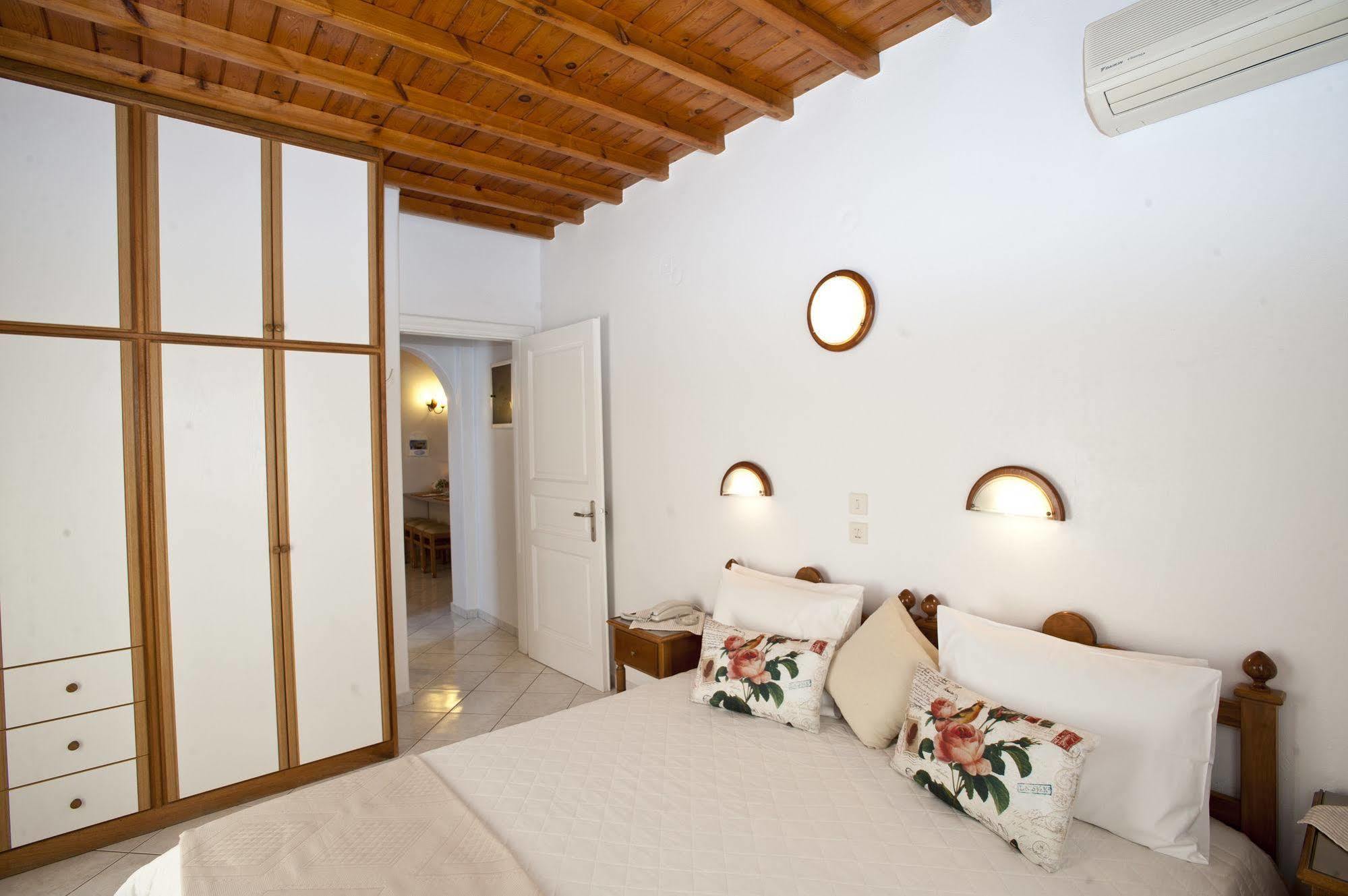 Filoxenia Apartment *