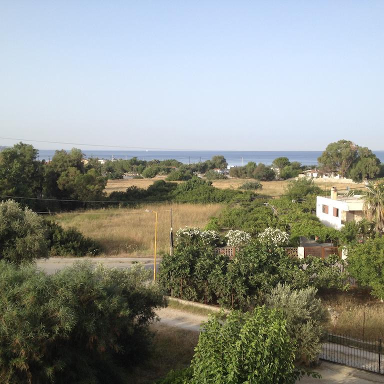 Ikaros Aparthotel *