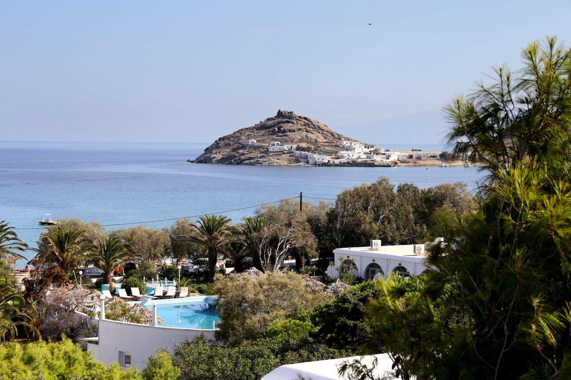 Aphrodite & Hotel 4*