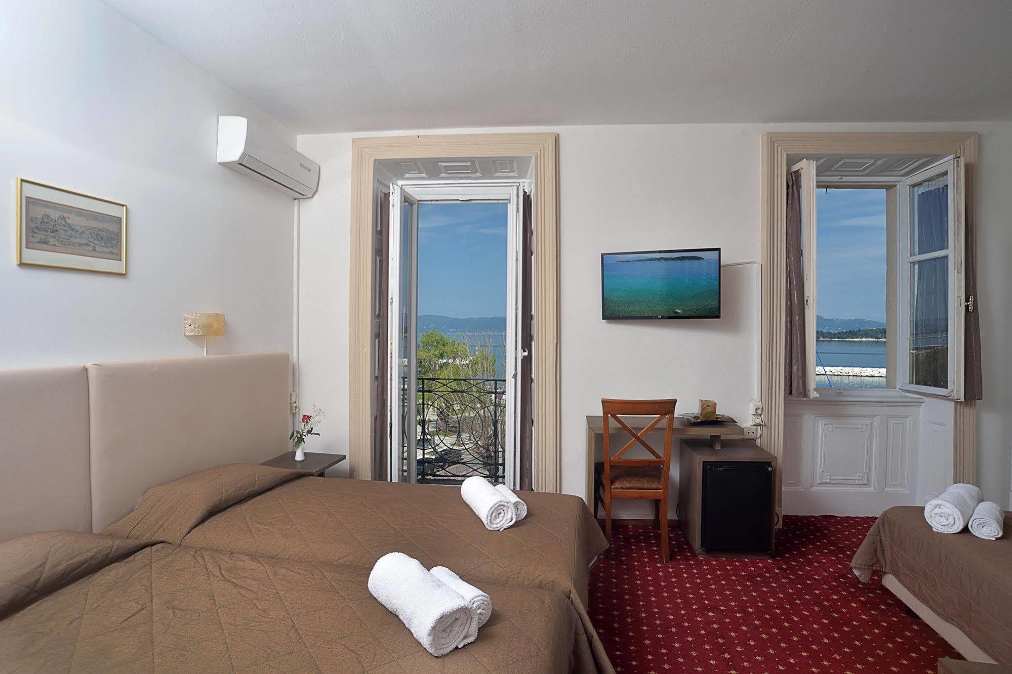 Hotel Konstantinoupolis 2*
