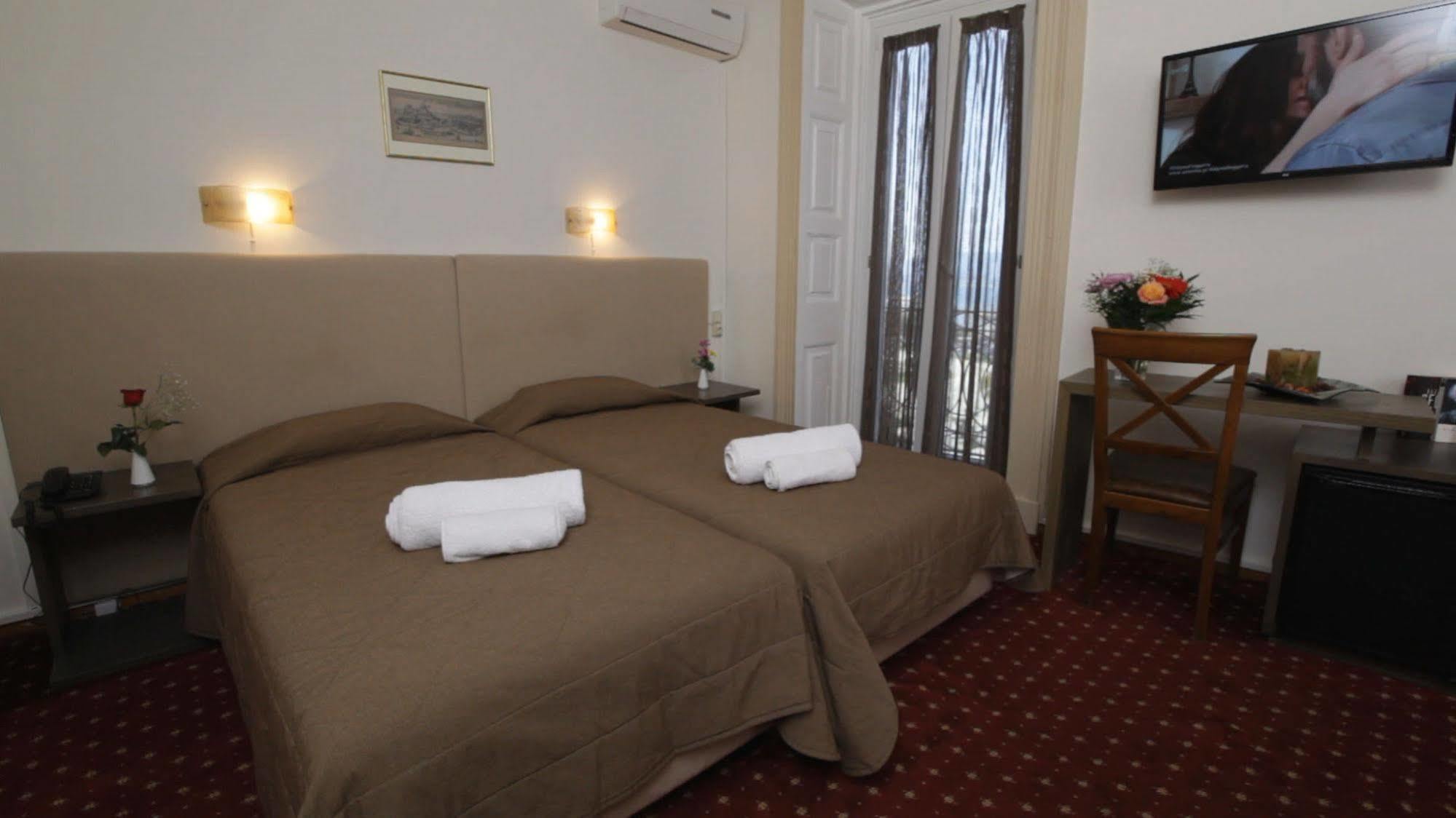 Konstantinoupolis 2* Corfu (city)