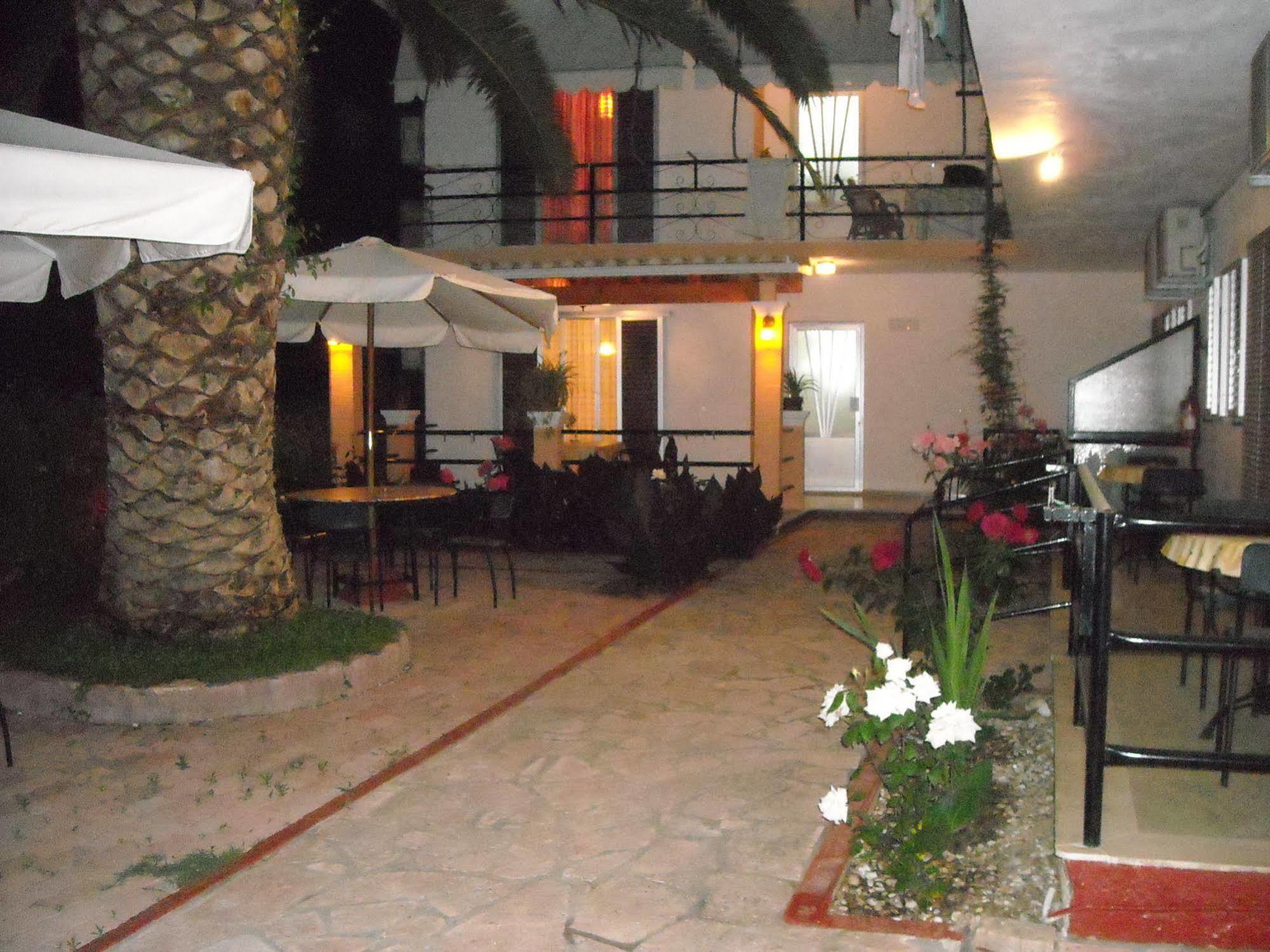 Kostas * Agios Georgios Pagon