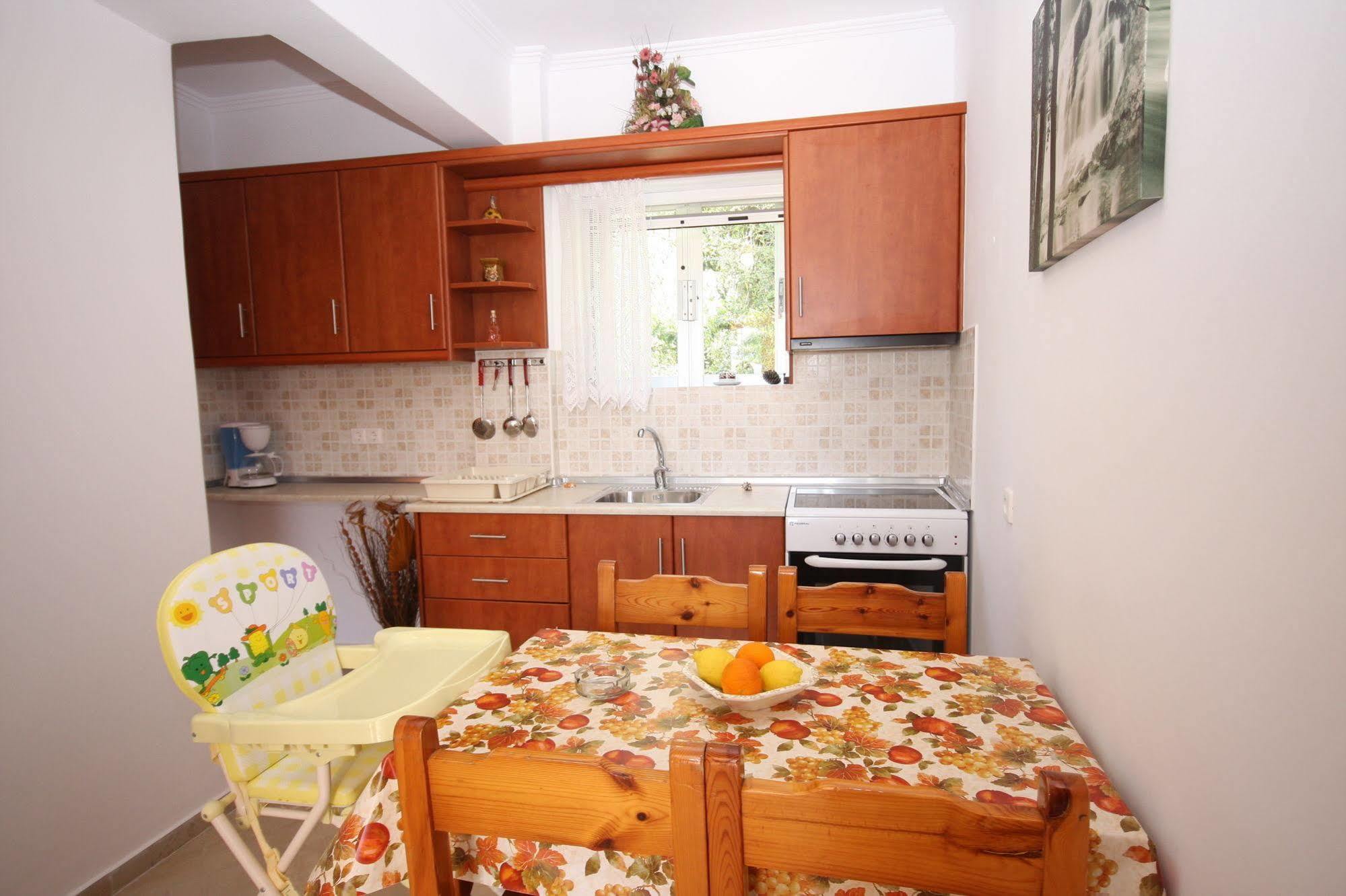 Kostas Apartment Agios Georgios Pagon