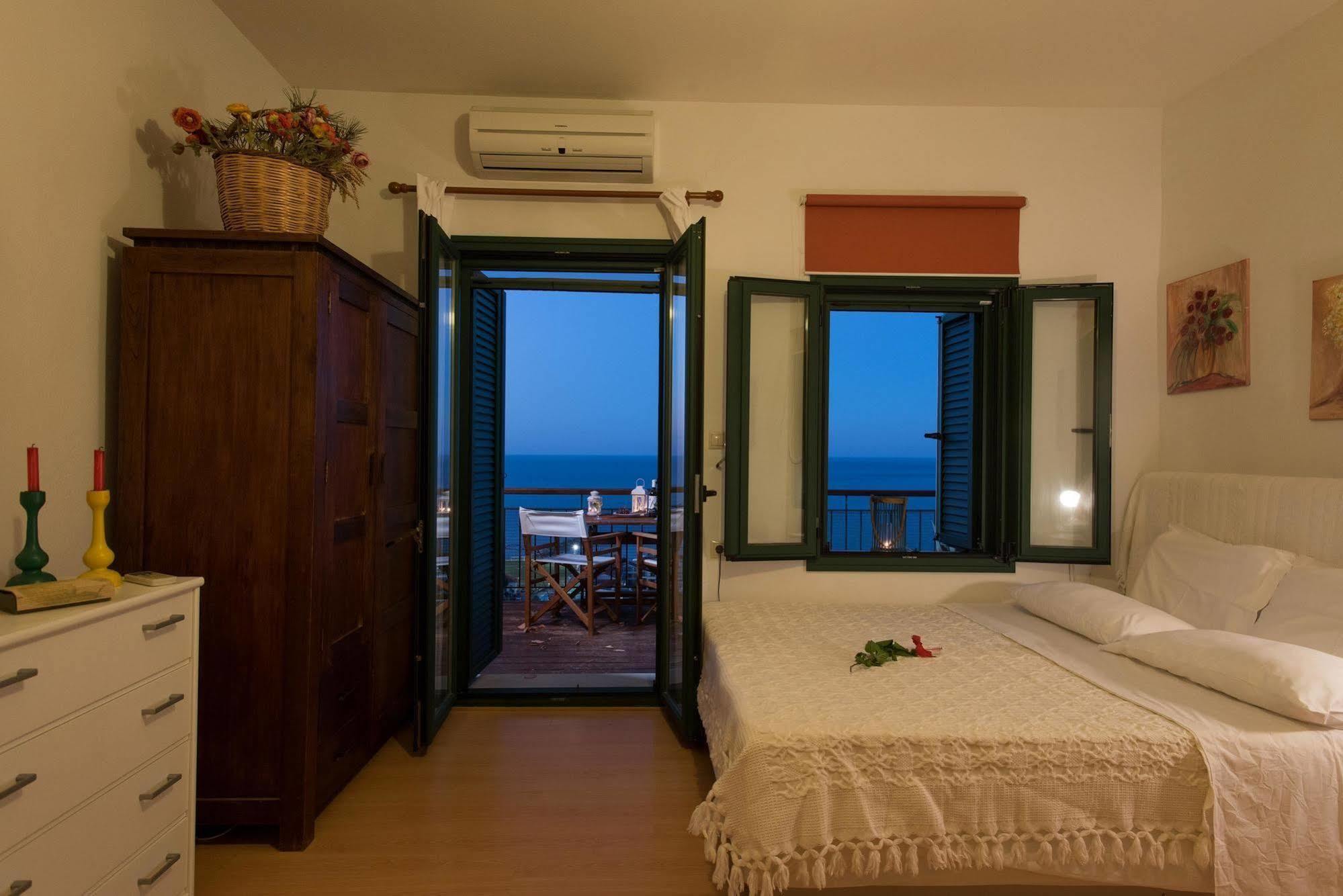 The Hillside Holiday home Platanias (Crete)
