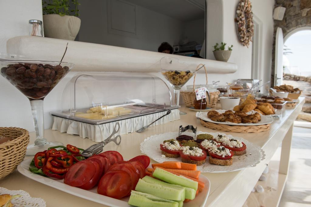 Mykonos Thea * Agios Sostis (Mykonos)