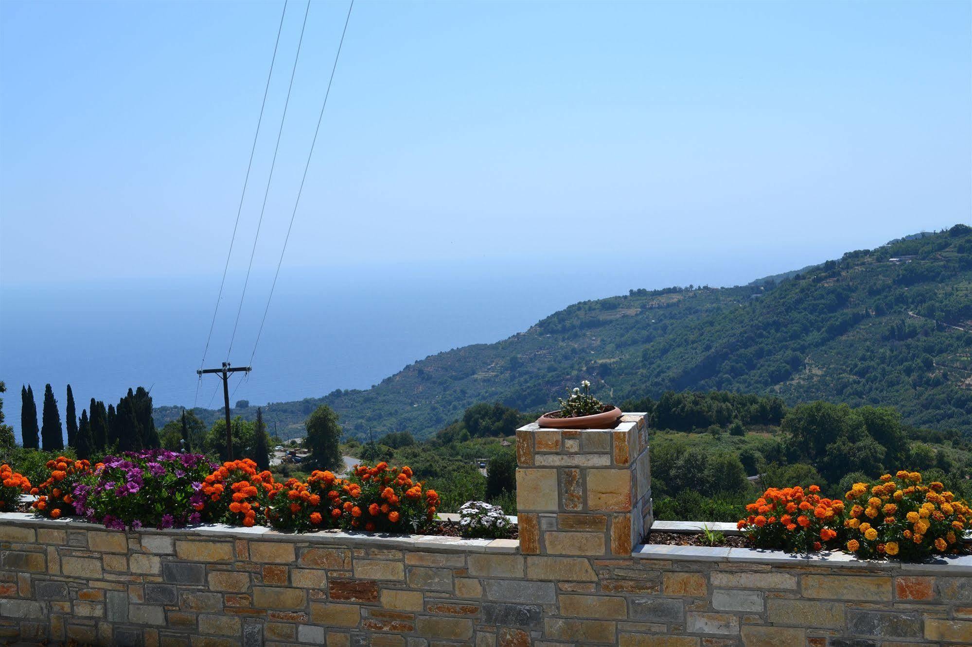 Kapaniaris Guest house 3*