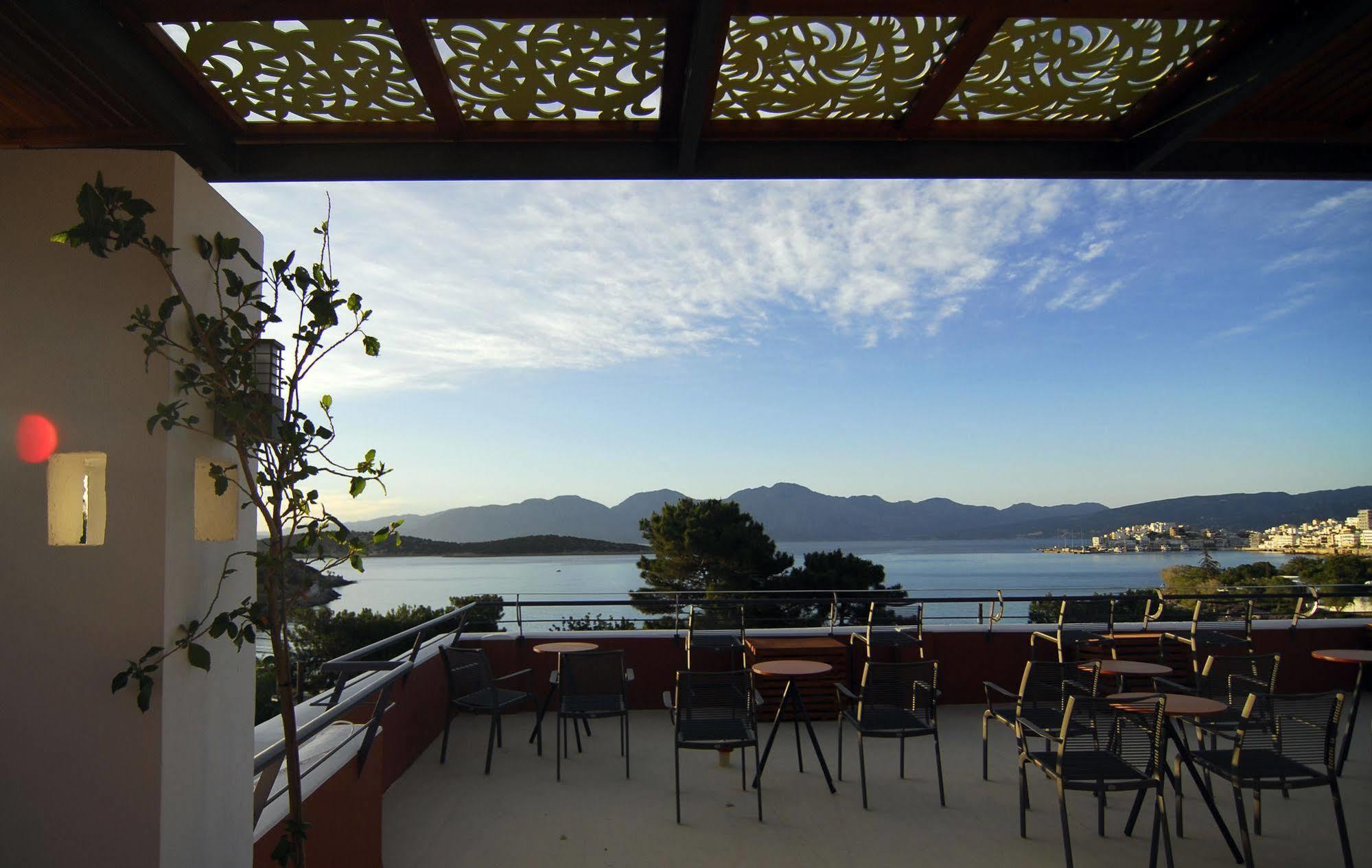 Lato Hotel 2*