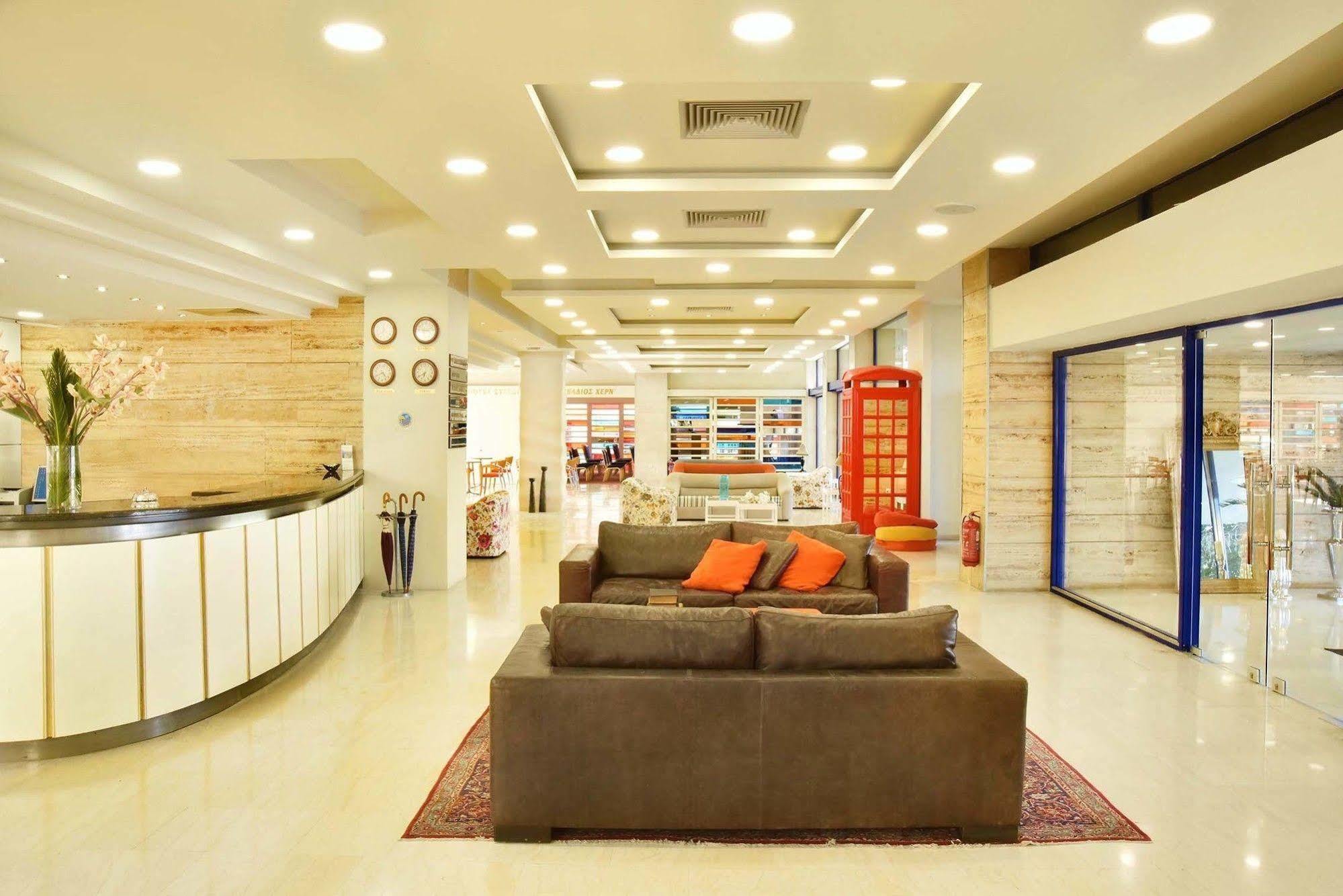 Ionion Star Hotel 4*