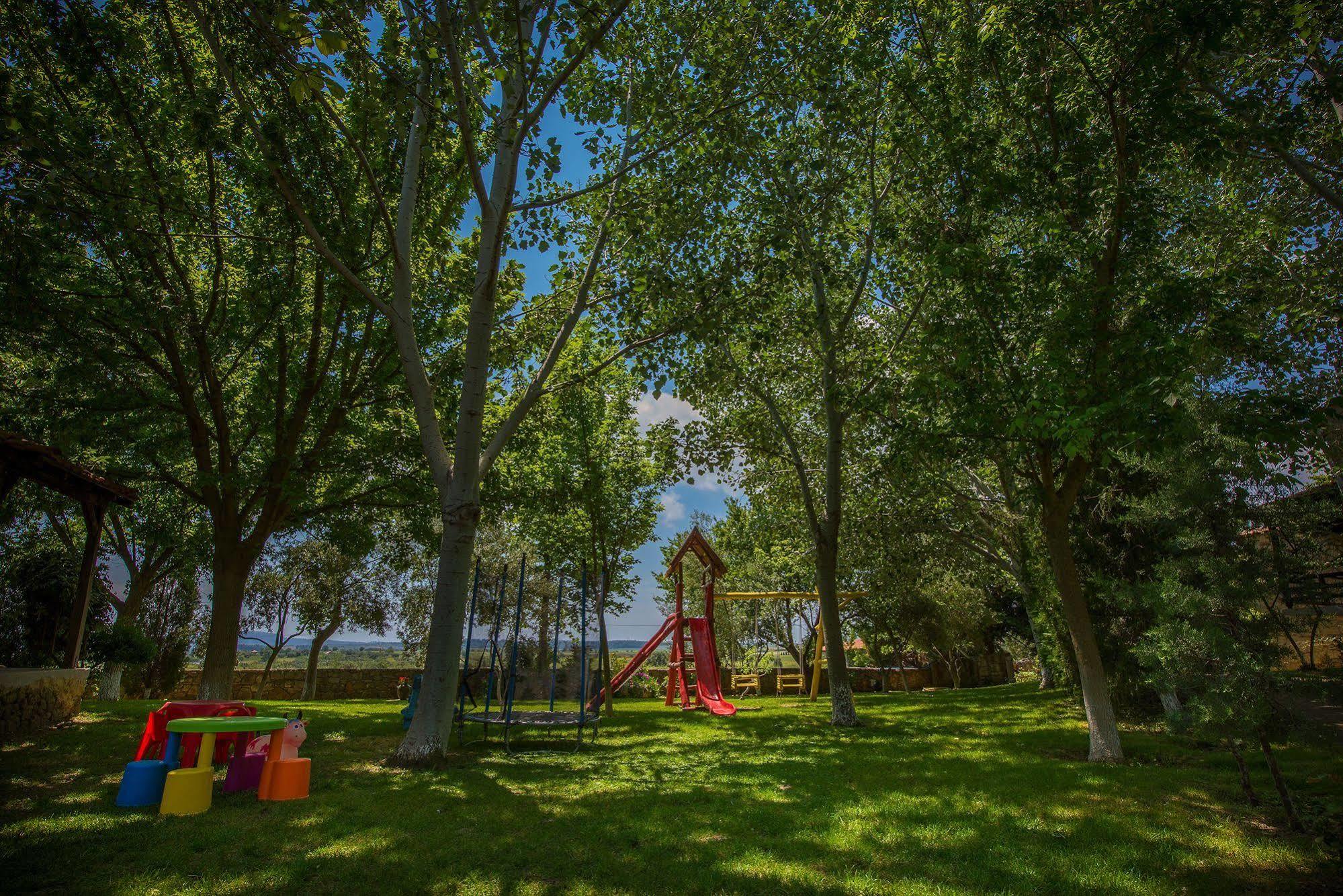 Hotel Petrino Eco Village Afytos