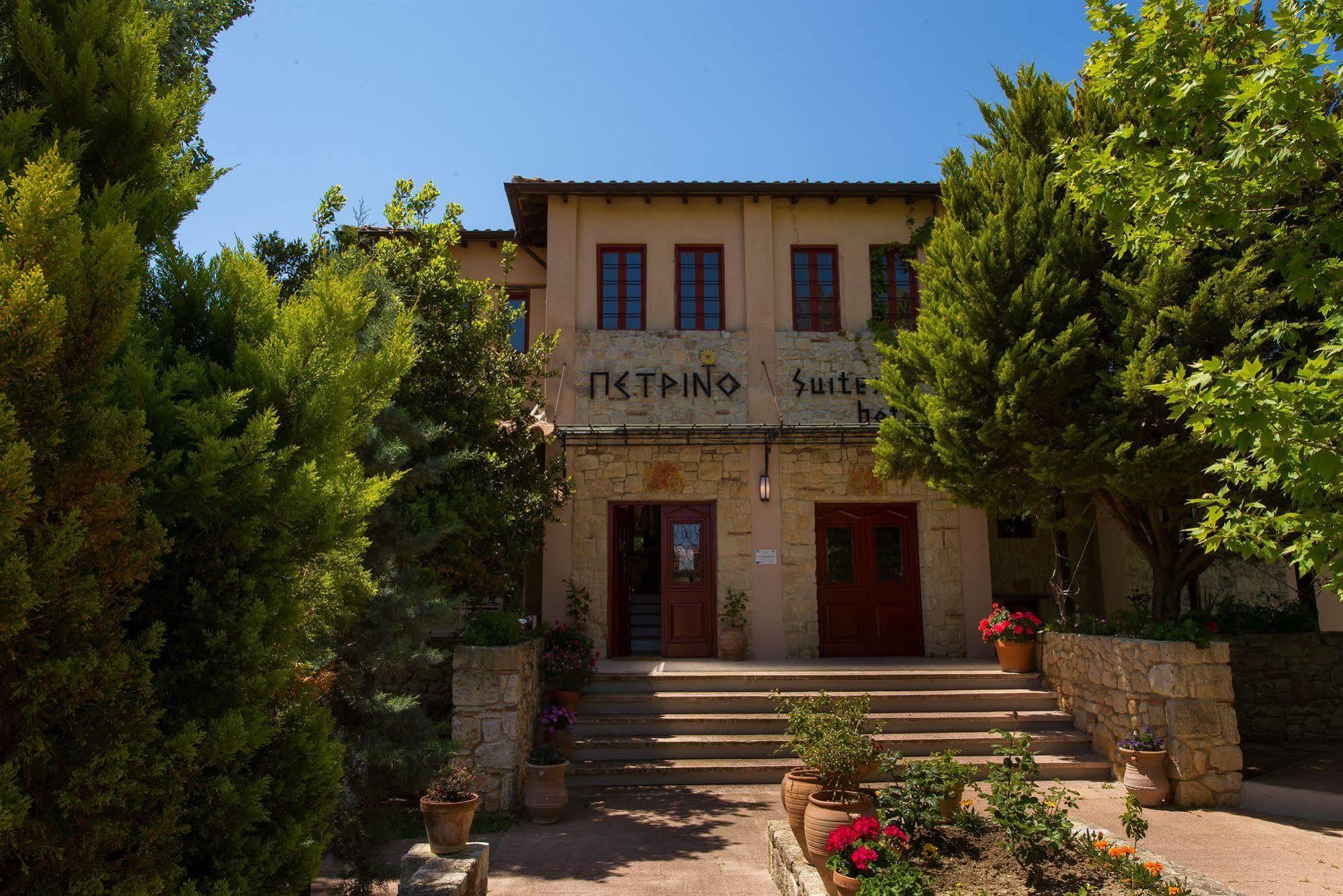 Petrino Eco Village Hotel