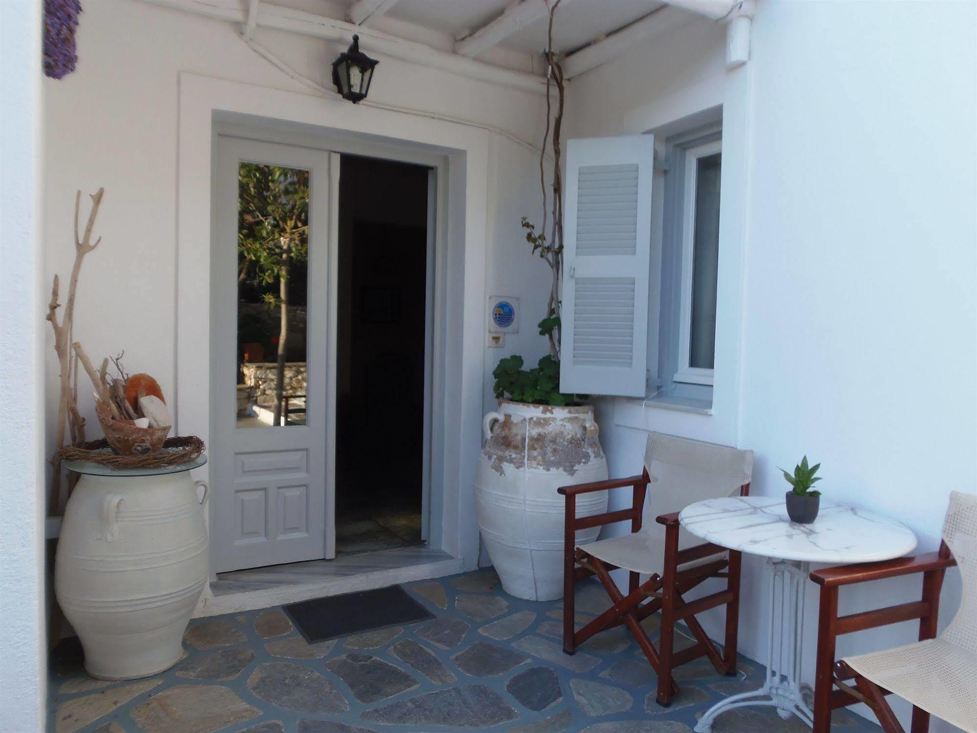 Hotel Manos