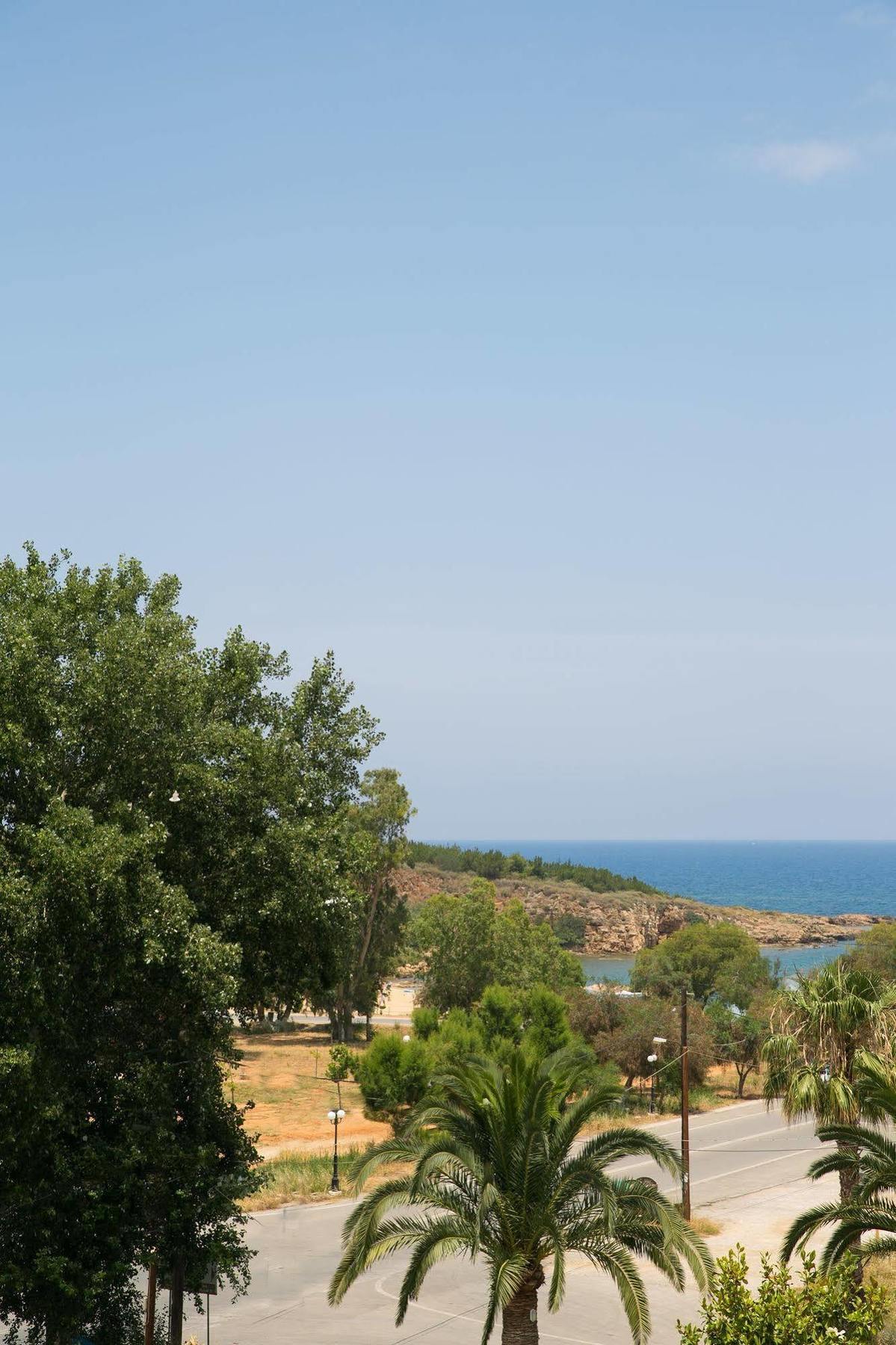 Hotel Elotia 3*
