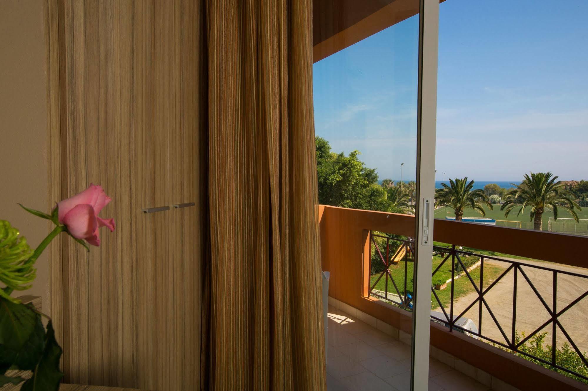 Hotel Elotia