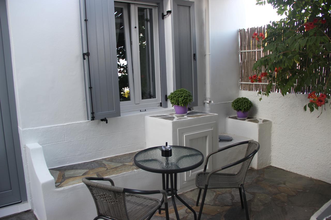 Apartment Gerania Milos Adamantas (Milos)