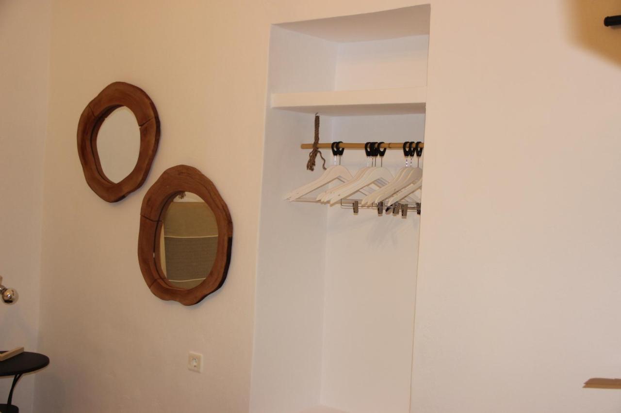 Gerania Milos Apartment *
