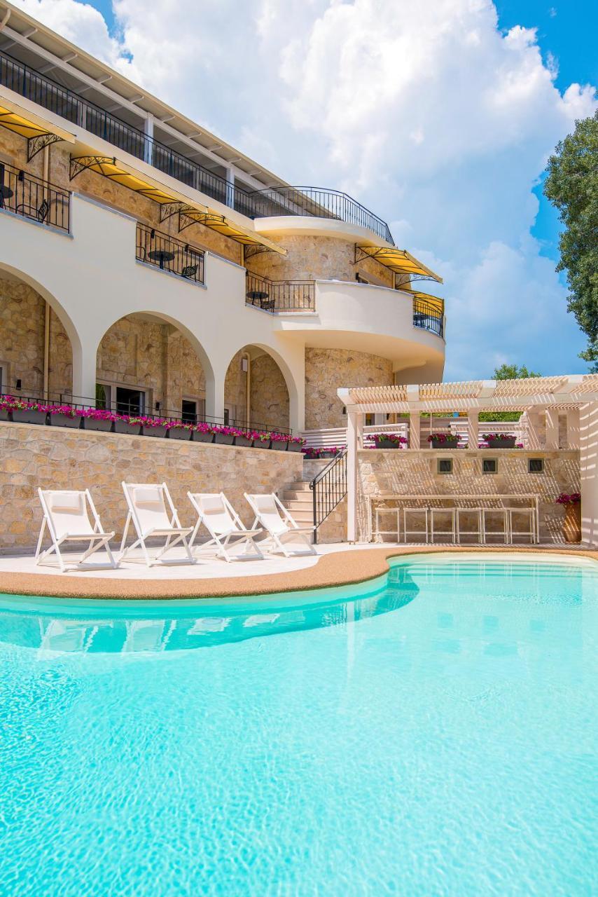 Neikos Mediterraneo Luxury