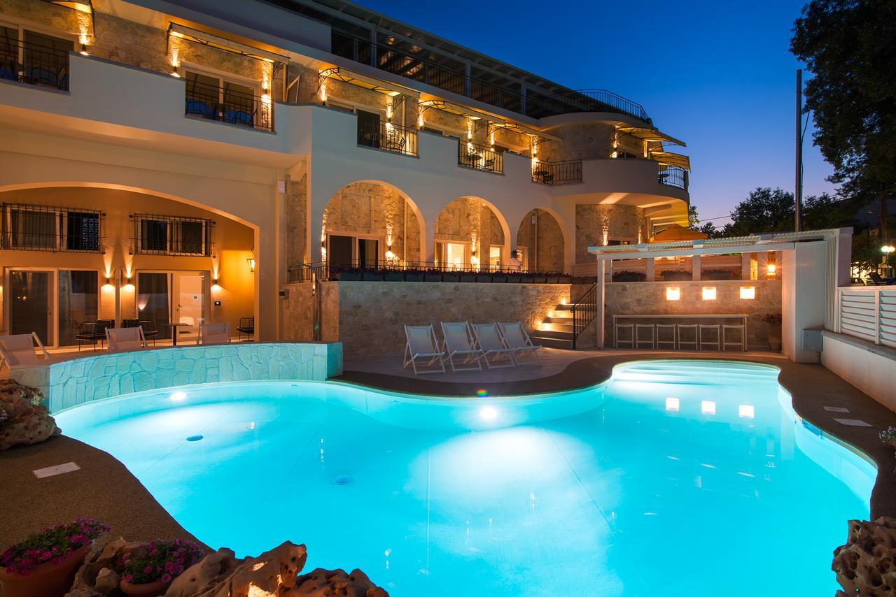 Hotel Neikos Mediterraneo Luxury