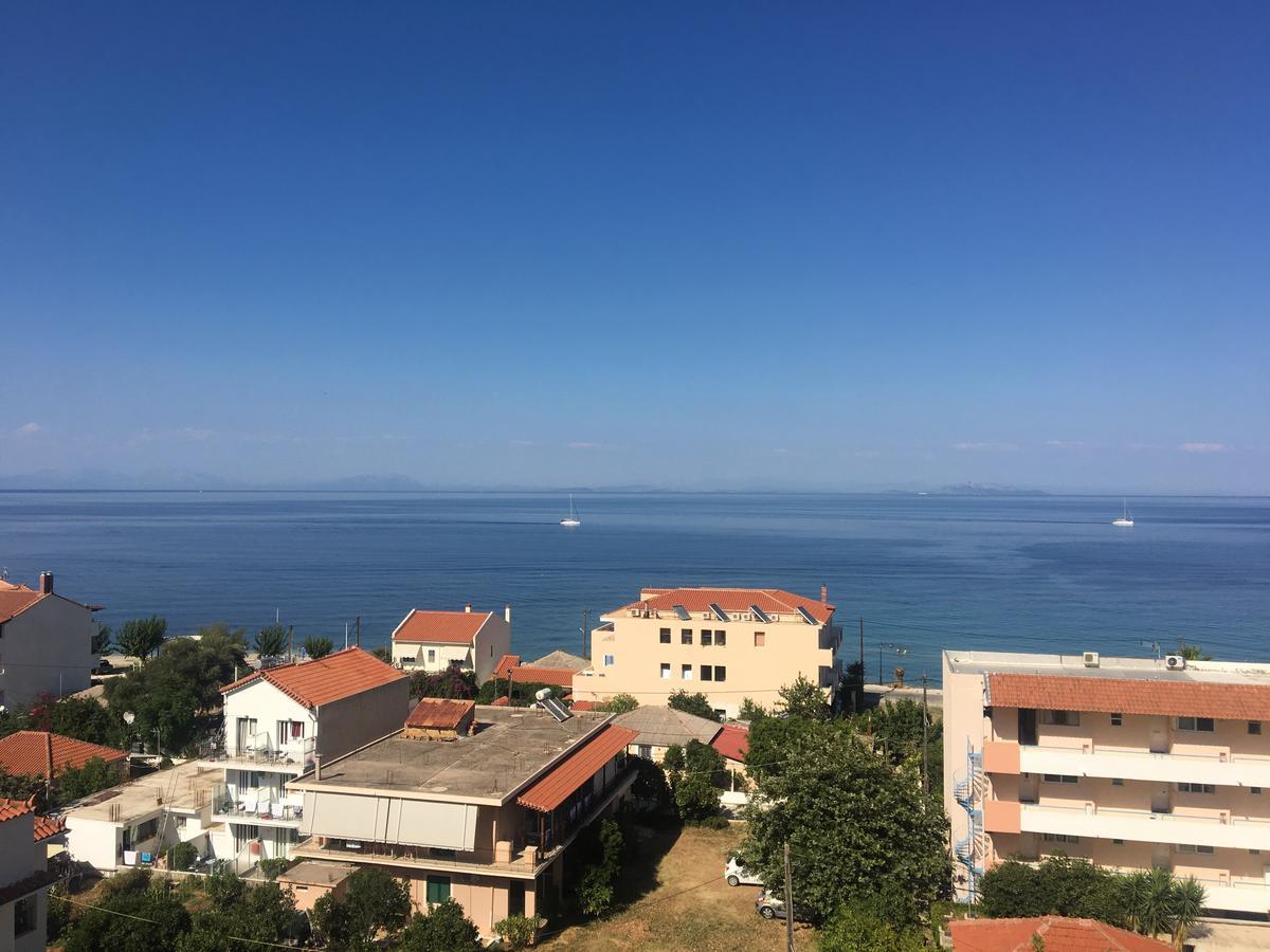 Makis & * Poros (Kefalonia)