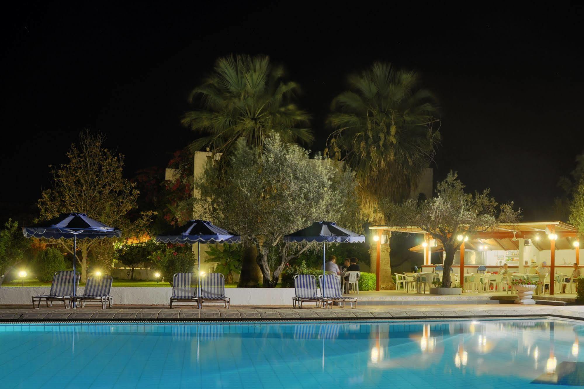 Tina Flora Hotel