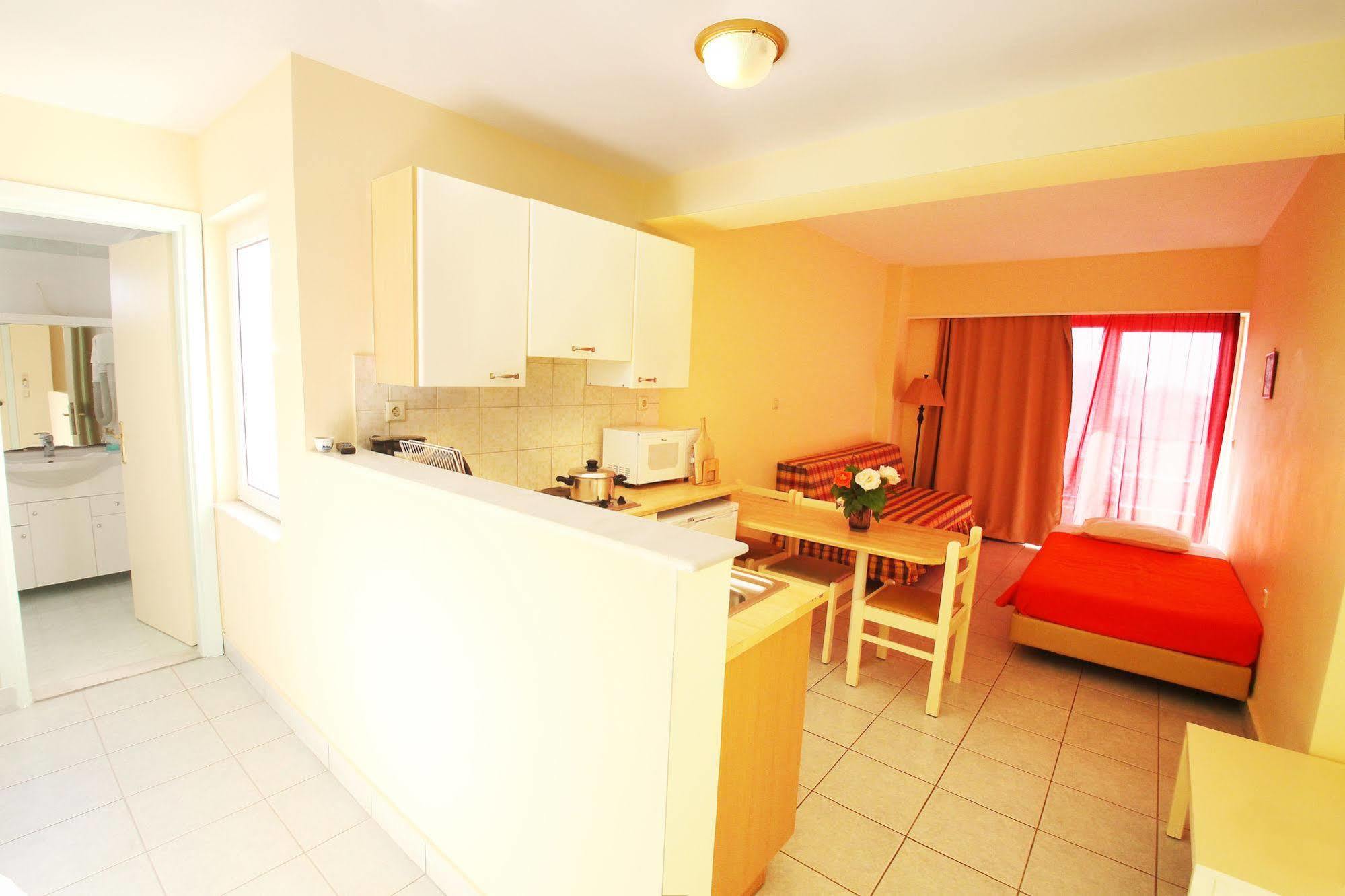 Hotel Pavlos 2*