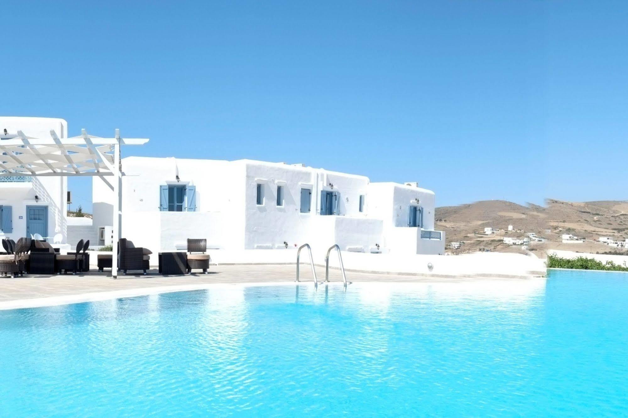 Castellano Village Aparthotel 3*