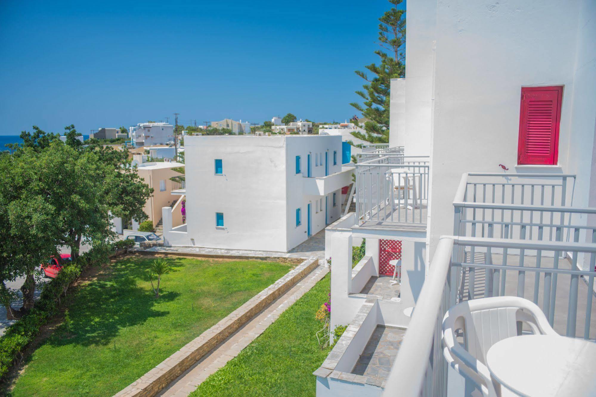 Ostria Hotel Gavrio
