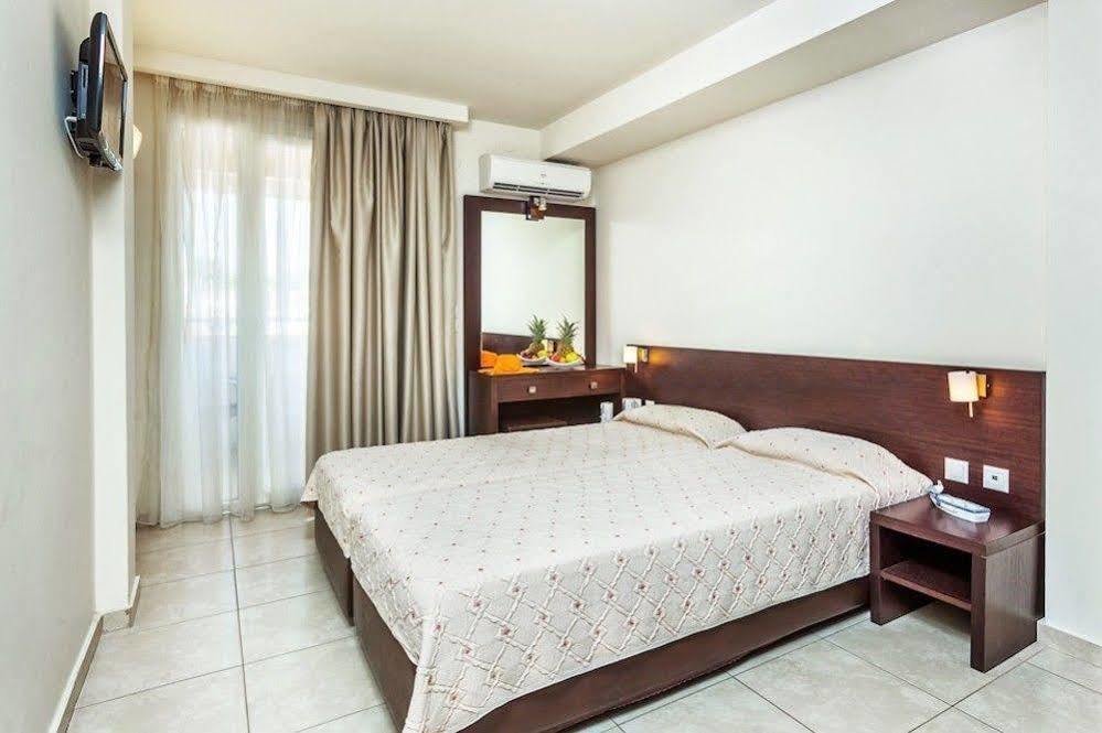 Elinotel Polis 3*