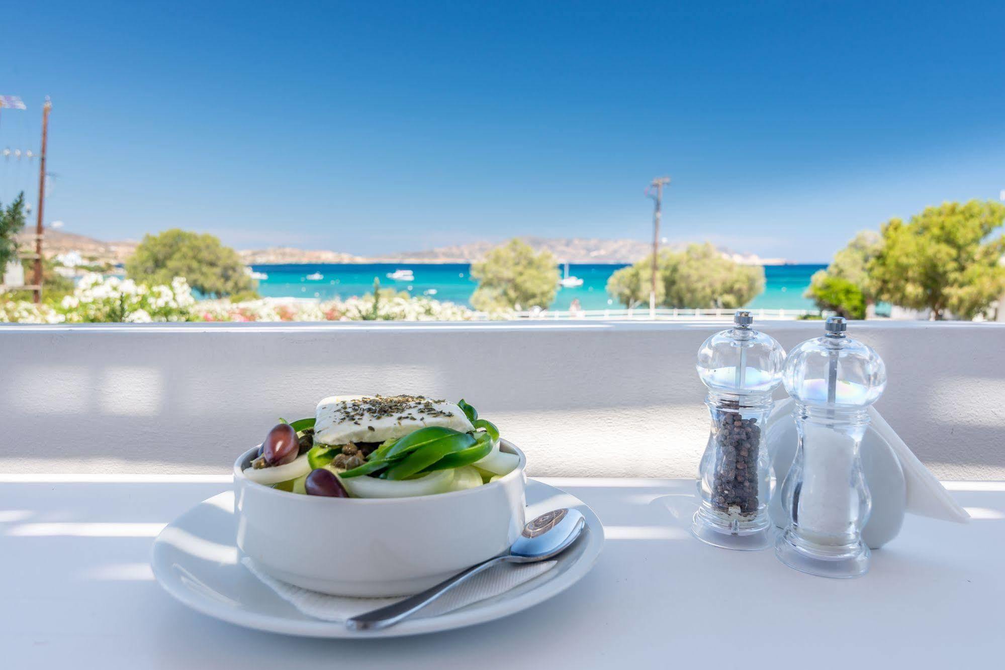 Pente Elies Milos Hotel 3*